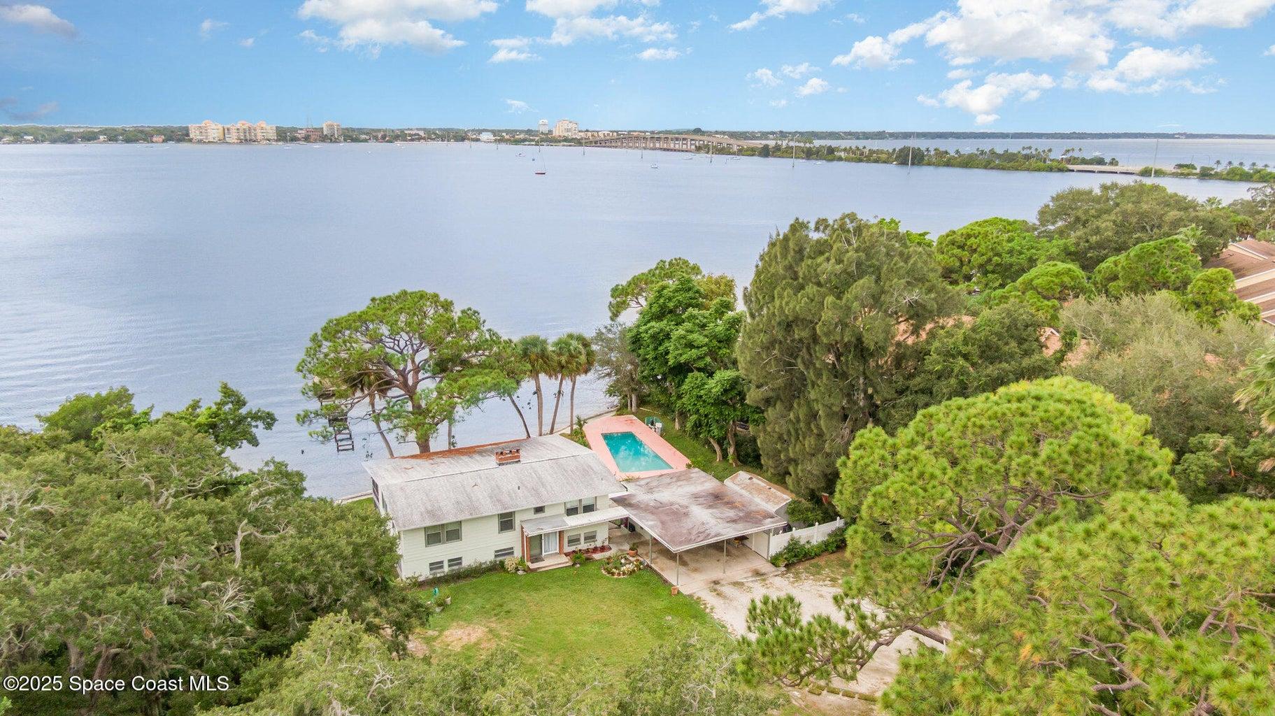 327 S Tropical Trail, Merritt Island, FL, 32952