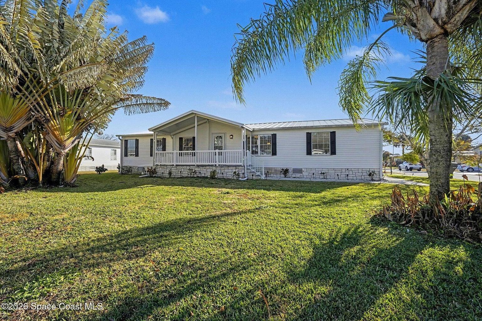 926 Laurel Circle, Barefoot Bay, FL, 32976