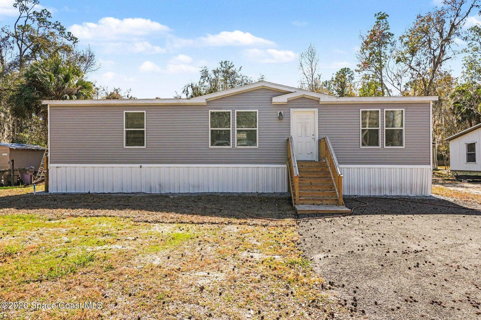 23950 Bass Road, Astor, FL, 32102