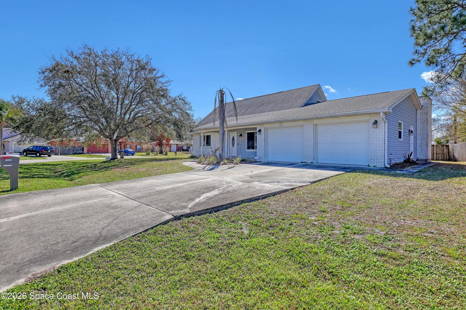 1074 Castile Road SE, Palm Bay, FL, 32909