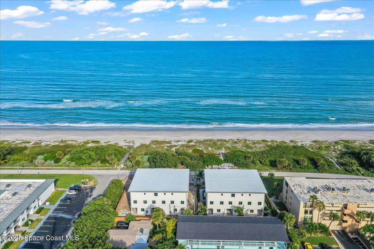 Wave Crest Townhomes