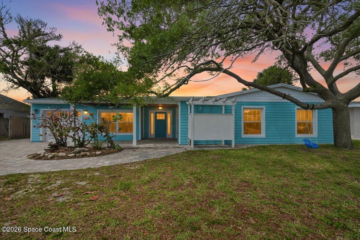 433 Blakey Boulevard, Cocoa Beach, FL, 32931