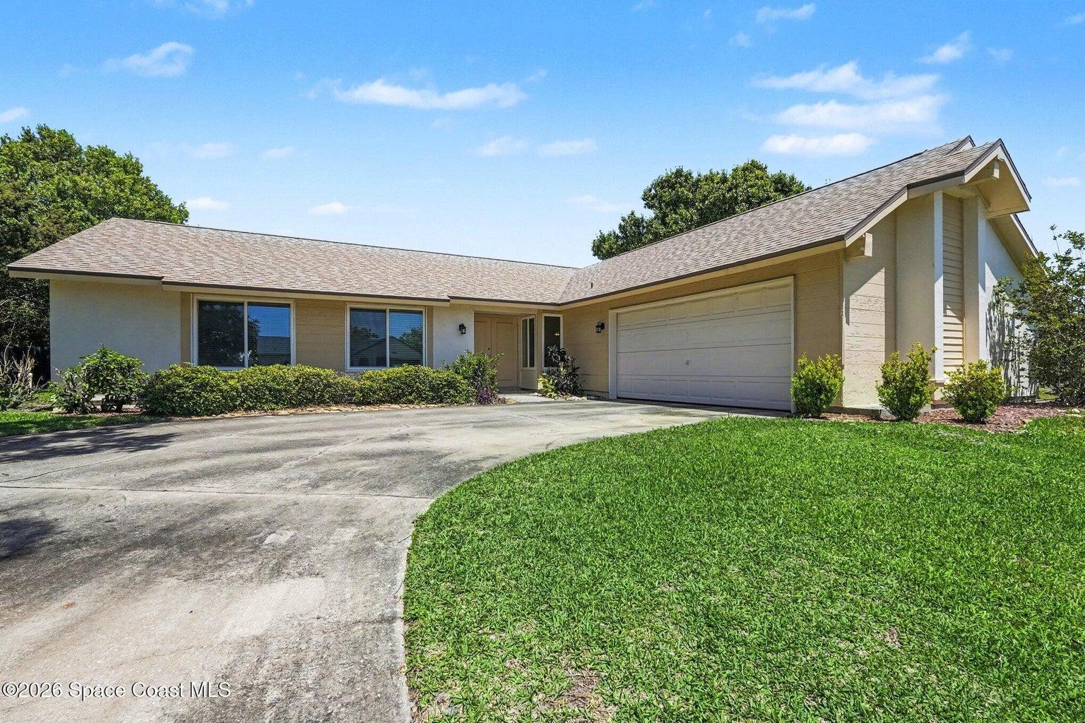 1335 Golf Vista Court NE, Palm Bay, FL, 32905