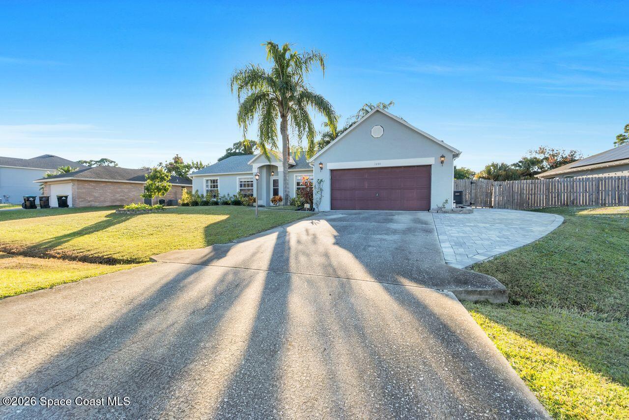 1260 Monument Avenue SE, Palm Bay, FL, 32909