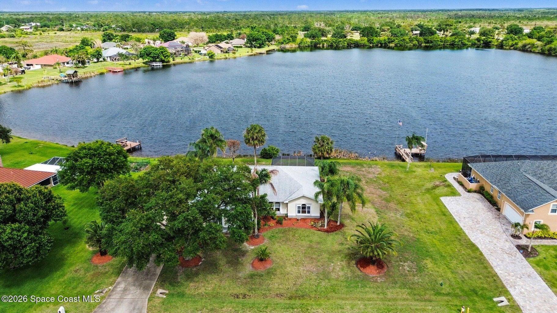 345 Lake View Lane, Palm Bay, FL, 32909