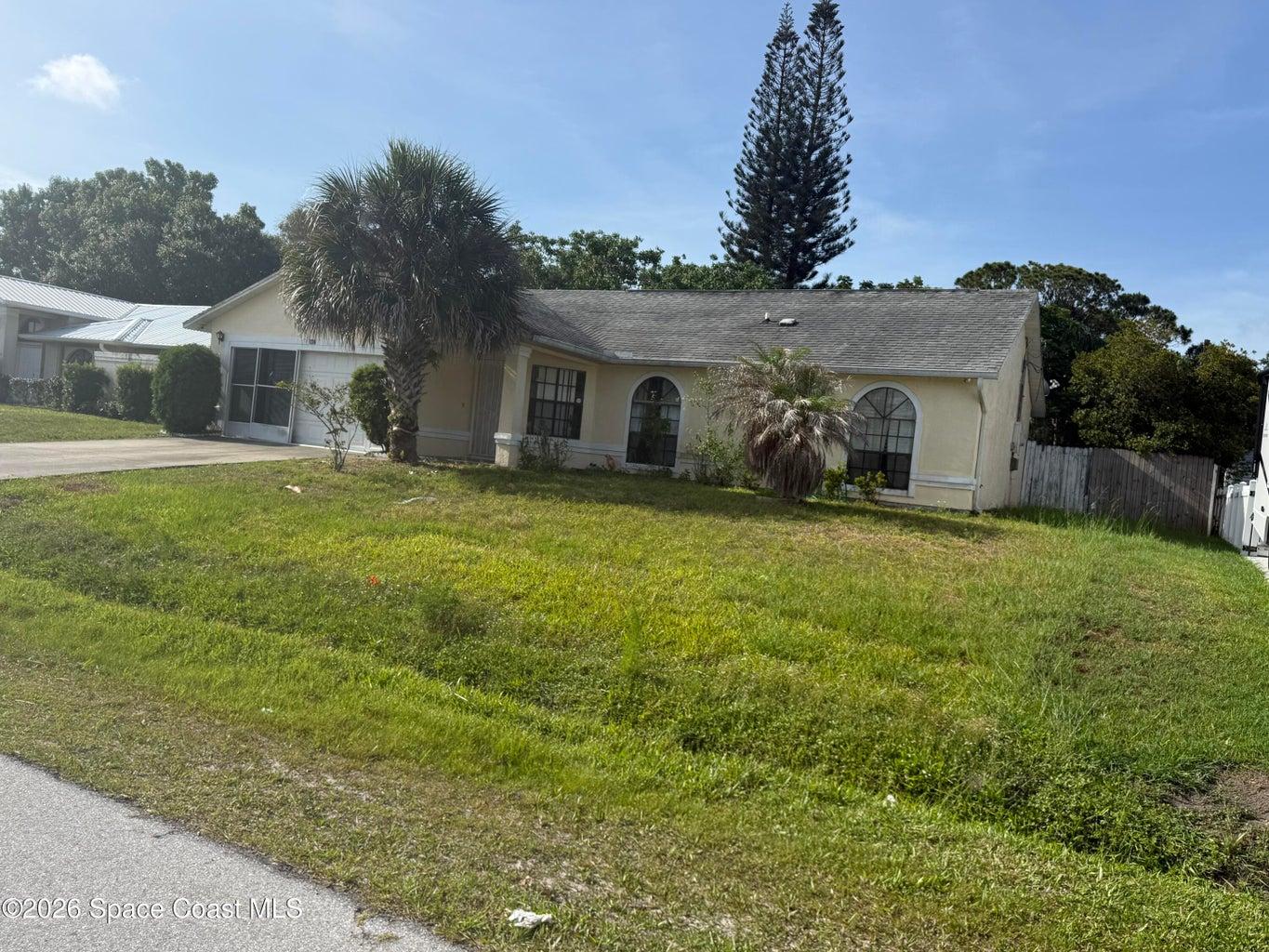 1130 Lynbrook Street NW, Palm Bay, FL, 32907
