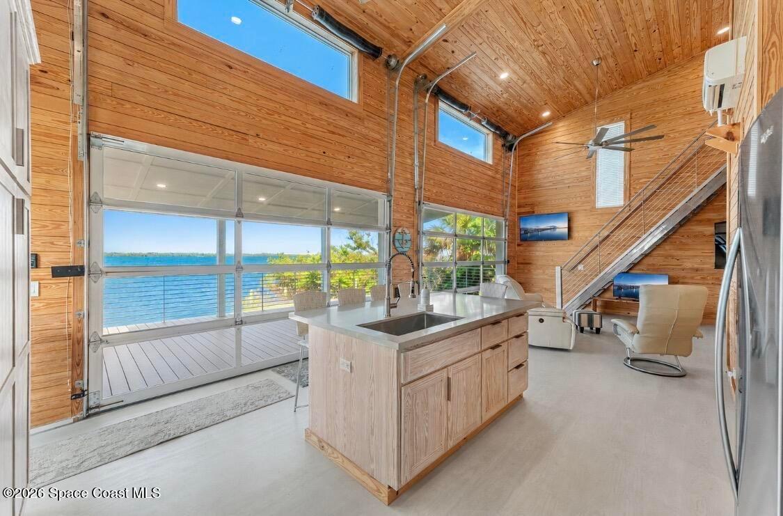 25 Vip Island B, Grant-Valkaria, FL, 32949
