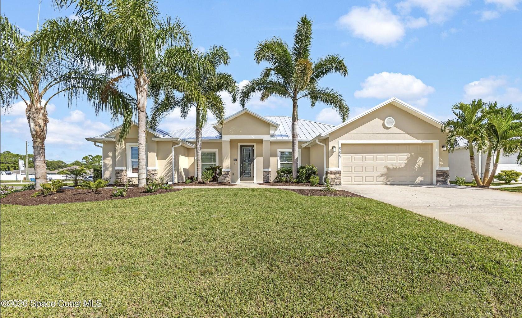 885 Starland Street SE, Palm Bay, FL, 32909