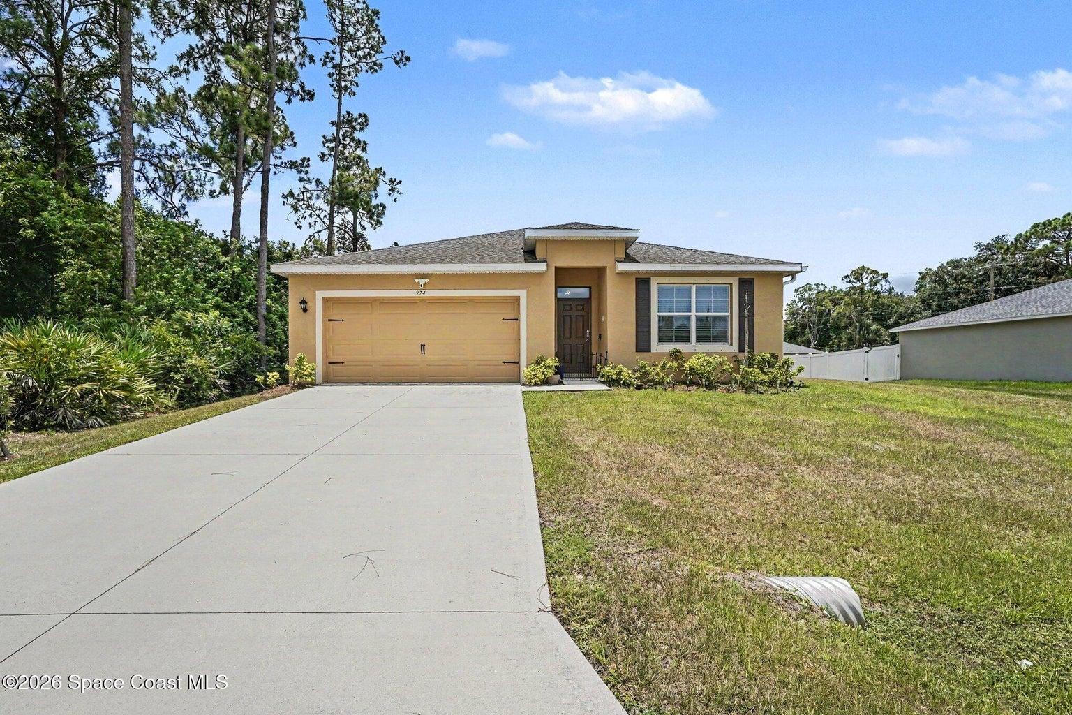 974 Sablon Street SE, Palm Bay, FL, 32909