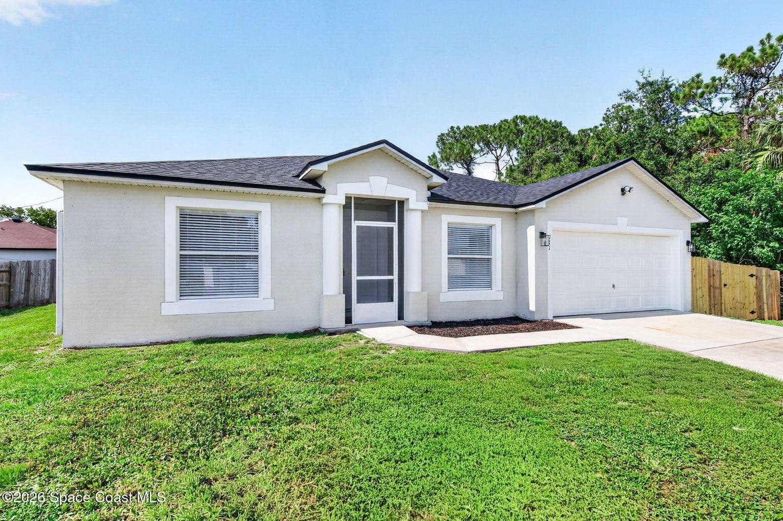 711 Avalon Street SE, Palm Bay, FL, 32909