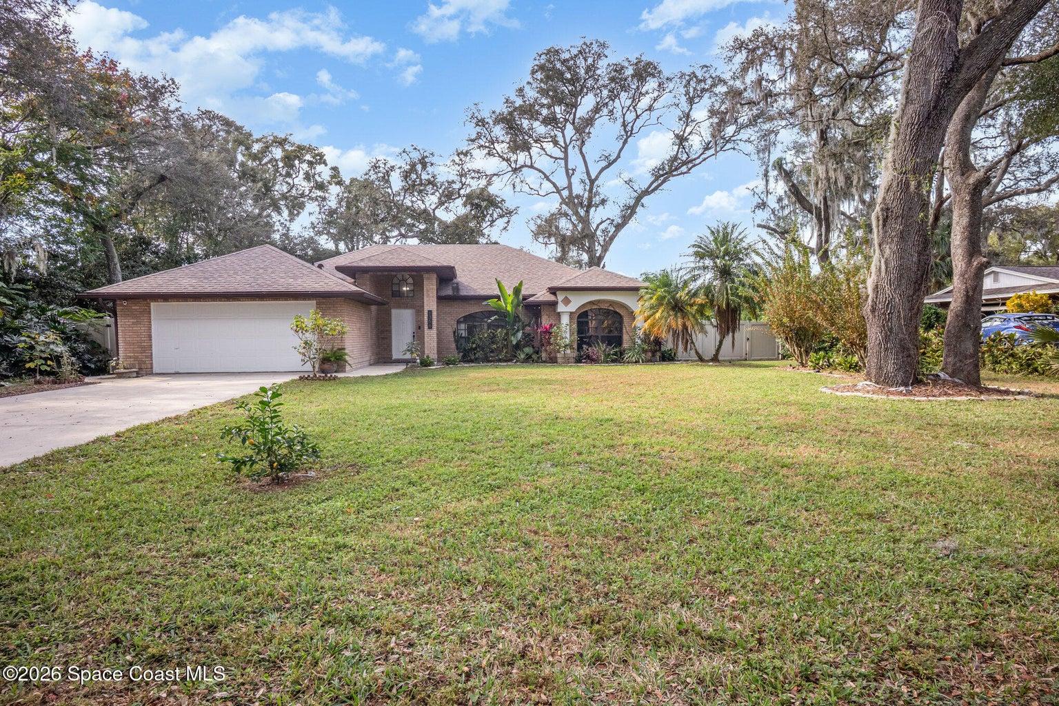 1356 Canary Drive, DeLand, FL, 32720