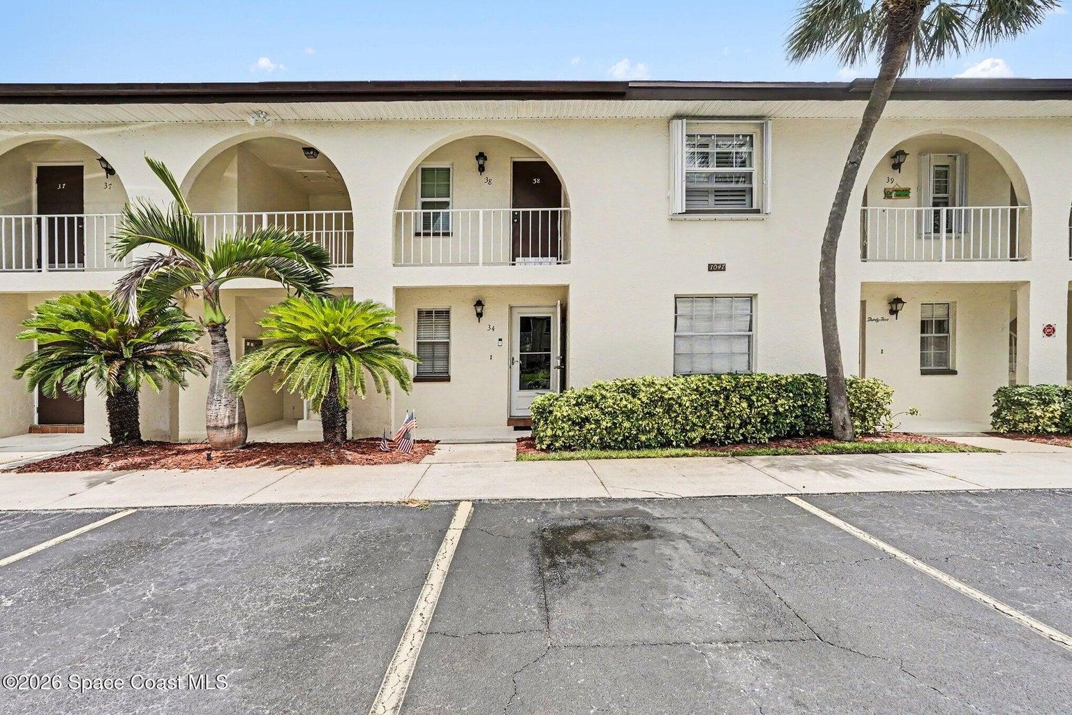 1047 Small Court 38, Indian Harbour Beach, FL, 32937