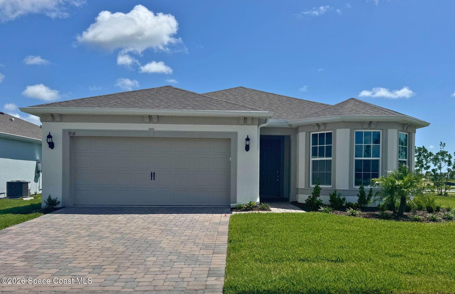Actual home photo. Colors, finishes, textures and options may appear differently in person due to variations in monitors and viewing devices.
