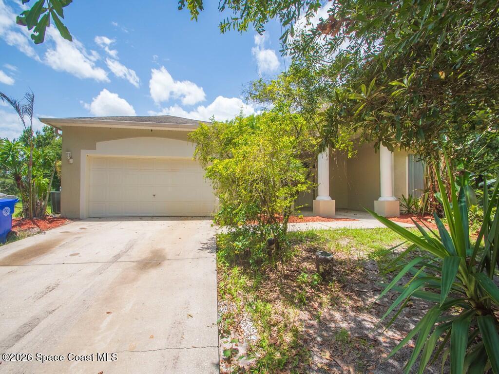 4655 52nd Avenue, Vero Beach, FL, 32967