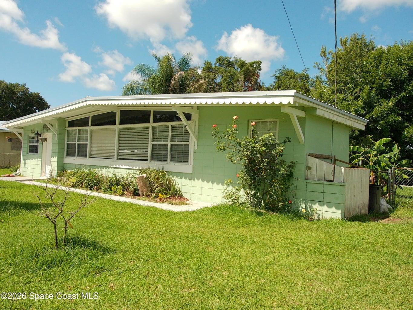 464 Judy Street, New Smyrna Beach, FL, 32168