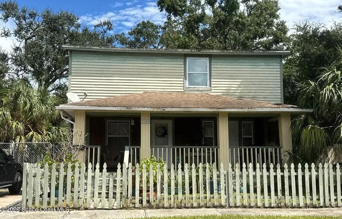 2346 Grove Street S, St. Petersburg, FL, 33705
