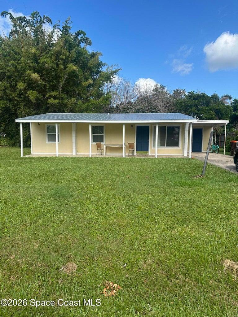 1571 4th Court, Vero Beach, FL, 32960