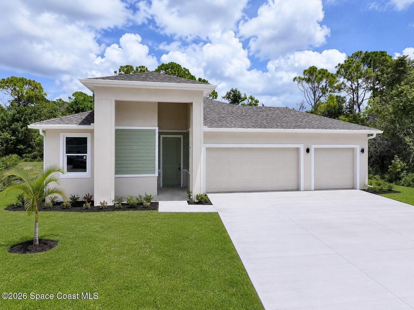 371 Halloran Street SE, Palm Bay, FL, 32909