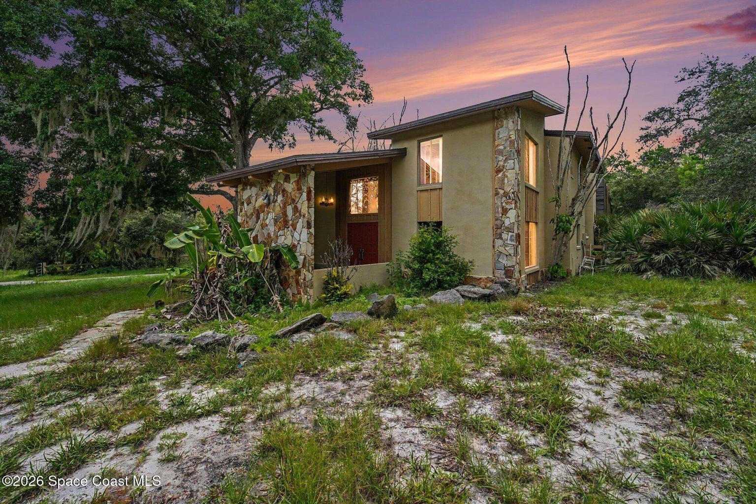 1320 S Carpenter Road, Titusville, FL, 32796