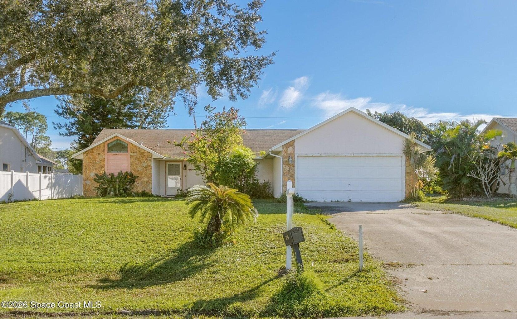 1718 Ashcroft Street NW, Palm Bay, FL, 32907