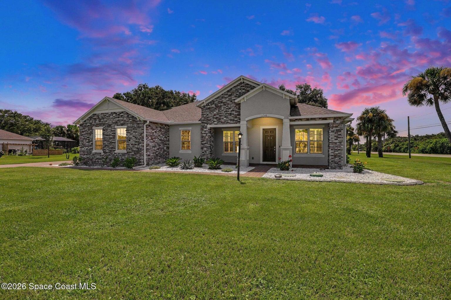 Acreage Meets Elegance