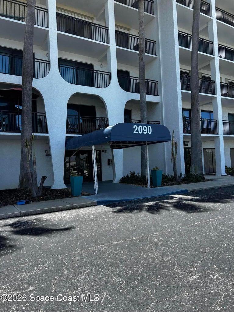 2090 N Atlantic Avenue 202, Cocoa Beach, FL, 32931