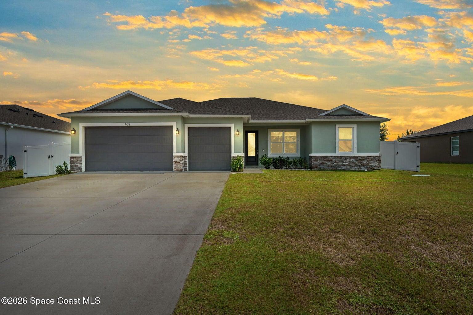 462 Hancock Street SW, Palm Bay, FL, 32908
