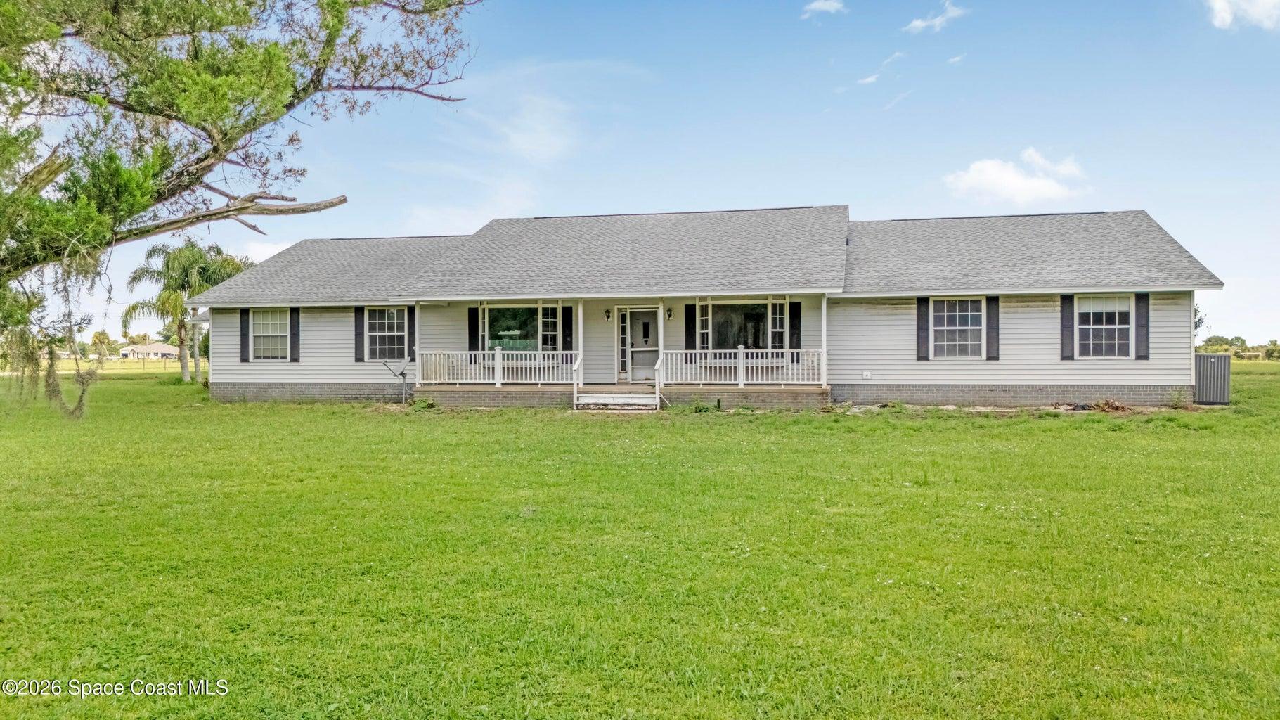 4255 Dixie Way, Mims, FL, 32754