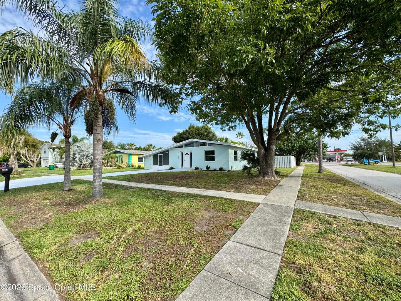 2252 Laden Road, Melbourne, FL, 32935