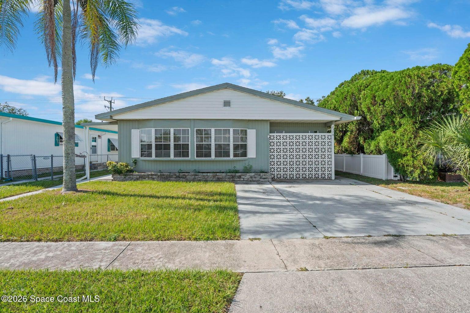 2374 Royal Palm Drive NE, Palm Bay, FL, 32905
