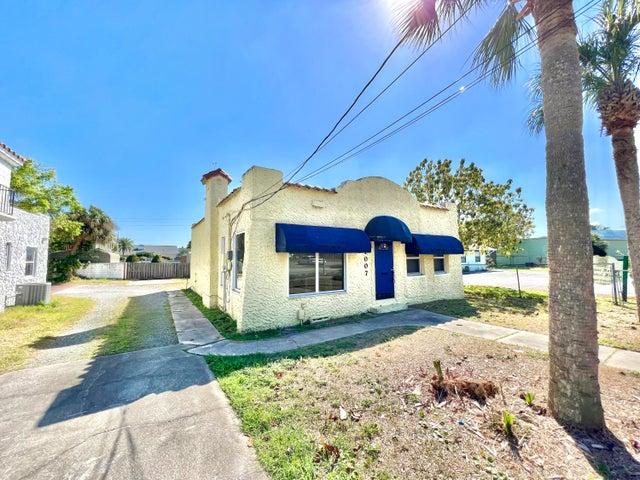 1007 S Washington Avenue, Titusville, FL, 32780 photo 2