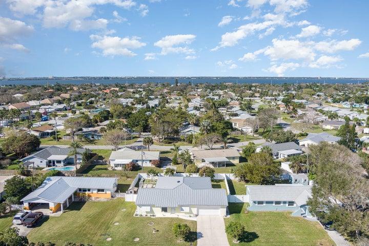 2035 Sea Avenue, Indialantic, FL, 32903 photo 2