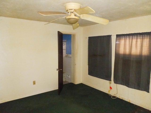 347 W Merritt Avenue, Merritt Island, FL, 32953 photo 3