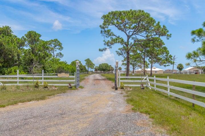 4715 Blossom Ridge Place, Grant, FL, 32949 photo 33