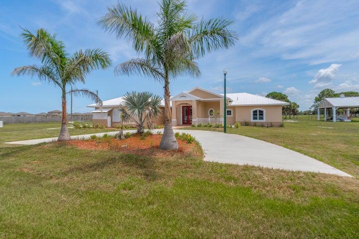 4715 Blossom Ridge Place, Grant, FL, 32949 photo 7