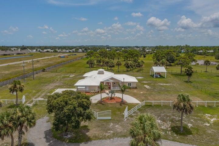 4715 Blossom Ridge Place, Grant, FL, 32949 photo 60