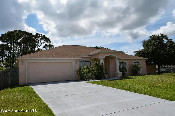 999 Carver Road SE, Palm Bay
