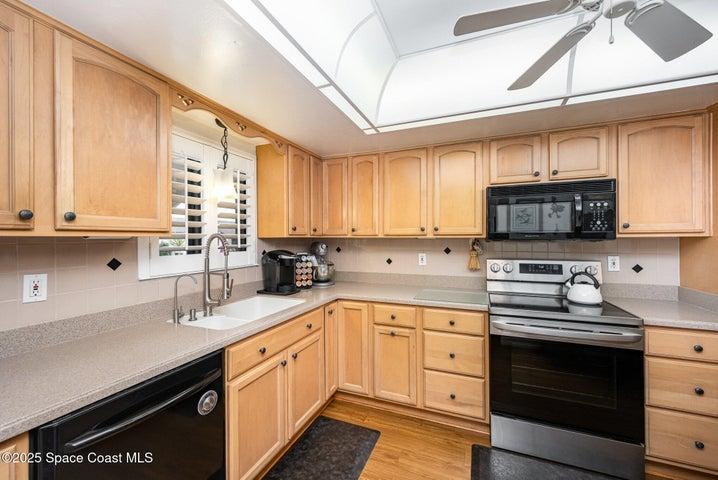 5807 N Atlantic Ave 423, Cape Canaveral, FL, 32920 photo 12