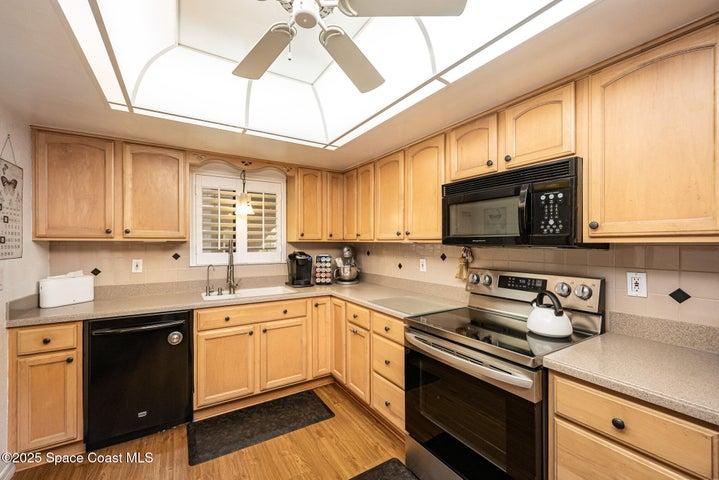 5807 N Atlantic Ave 423, Cape Canaveral, FL, 32920 photo 13