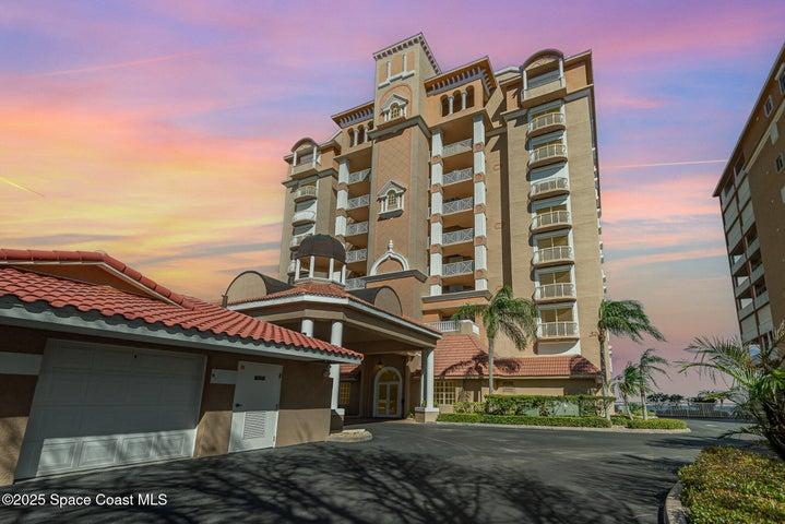 Somerset Riverfront Condominium