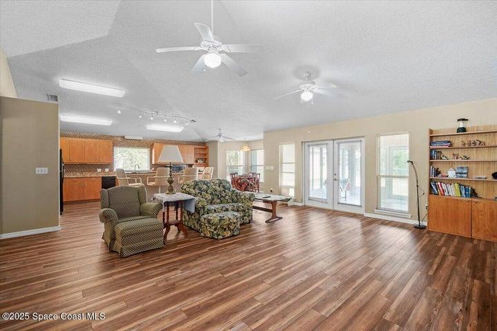 4220 Robins Hill Court, Mims, FL, 32754 photo 12