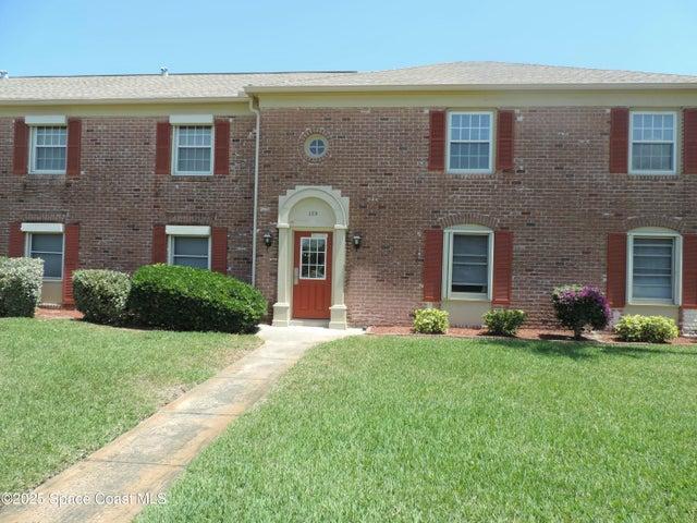 125 E Colonial Court D, Indian Harbour Beach