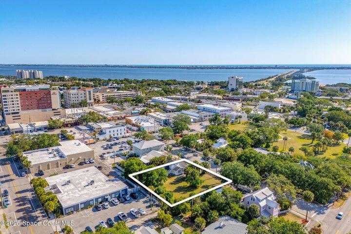2106 Vernon Place, Melbourne, FL, 32901 photo 2