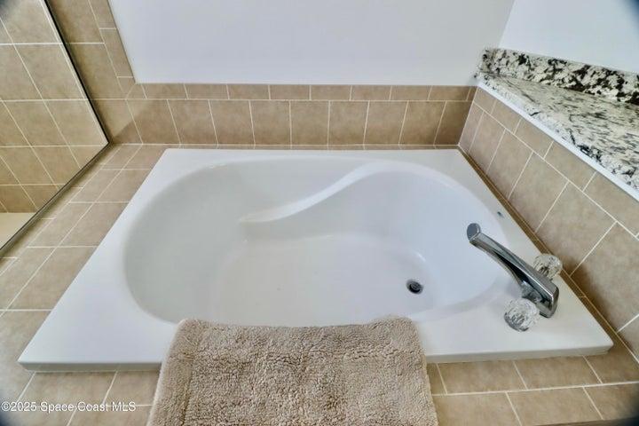 110 Warsteiner Way 204, Melbourne Beach, FL, 32951 photo 29