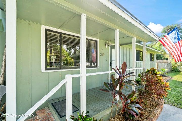 9633 Honeysuckle Drive, Sebastian, FL, 32976 photo 5