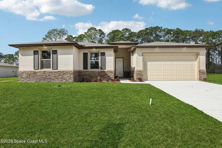 1342 Tordira Street SE, Palm Bay