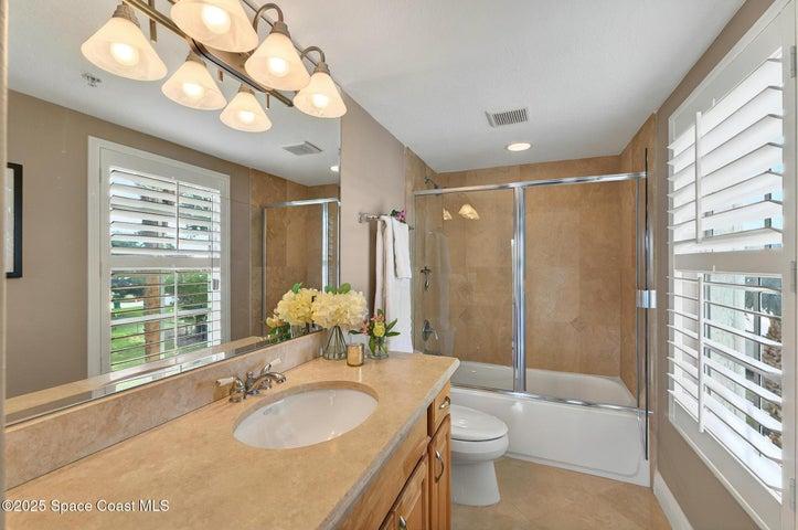 Ensuite Bathroom