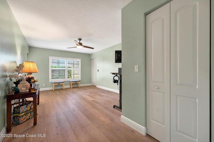 Extra large 3rd bedroom