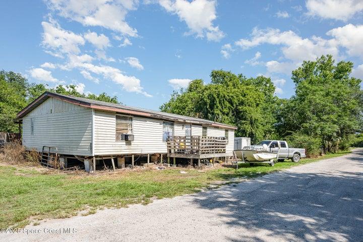 2675 Brockett Road, Mims, FL, 32754 photo 9
