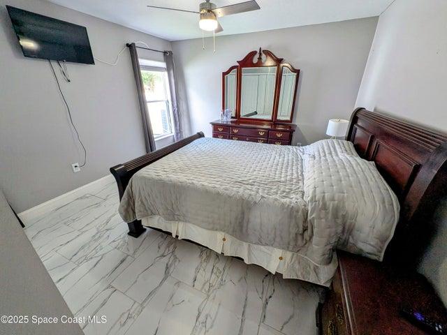 872 Ravenswood Street SE, Palm Bay, FL, 32909 photo 4